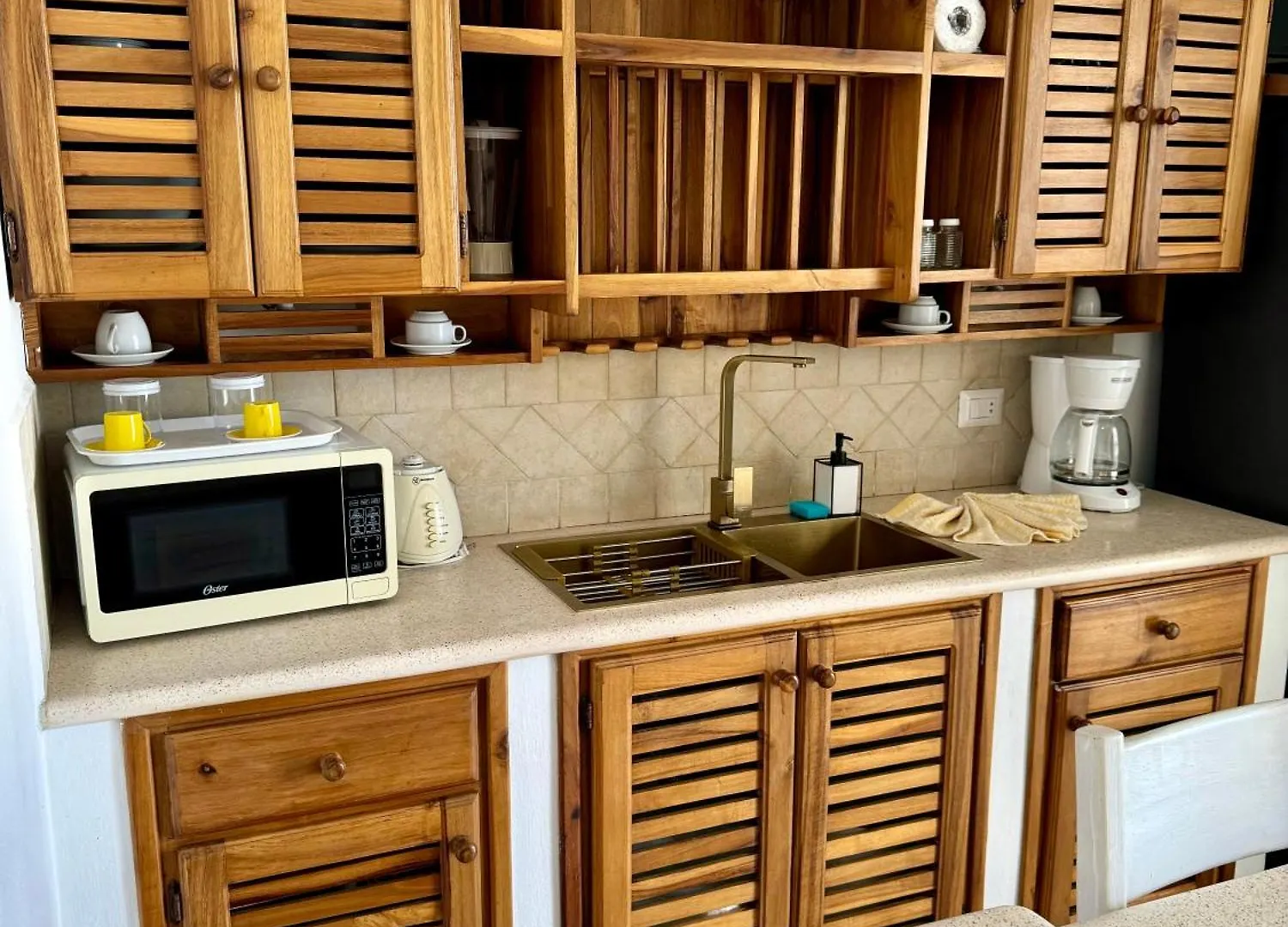 Beachfront Apartment - Punta Popy, Las Terrenas